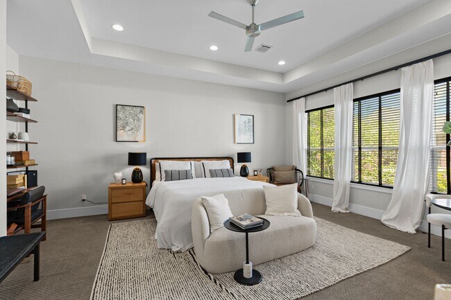 Building Photo - 2518 Southgate Blvd