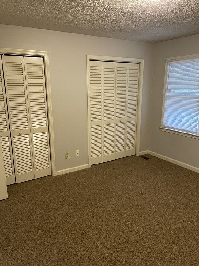 Building Photo - 9 Althea Cir