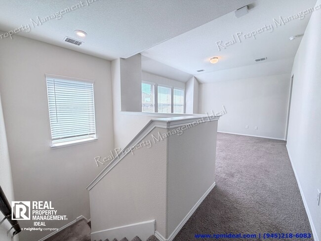 Building Photo - 4009 Bighorn Dr