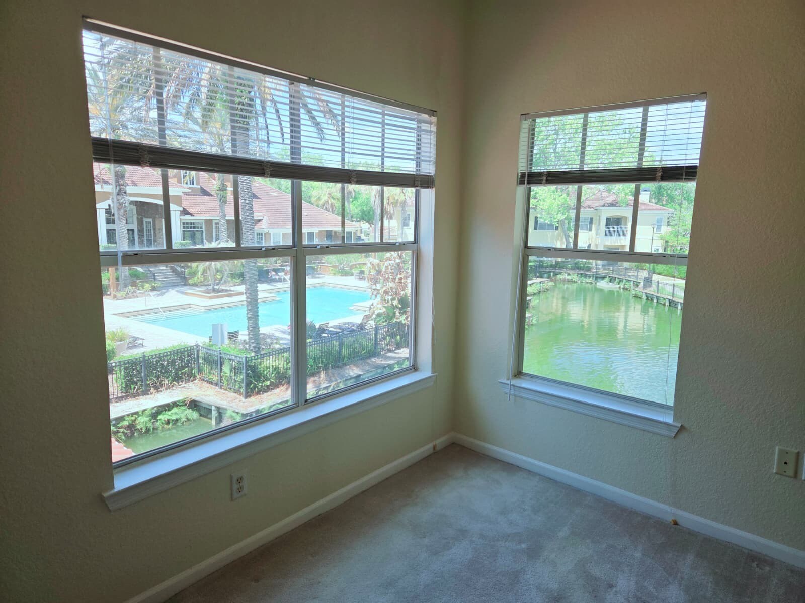 Building Photo - 2422 White Magnolia Way