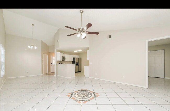 Building Photo - 1321 Coolridge Dr