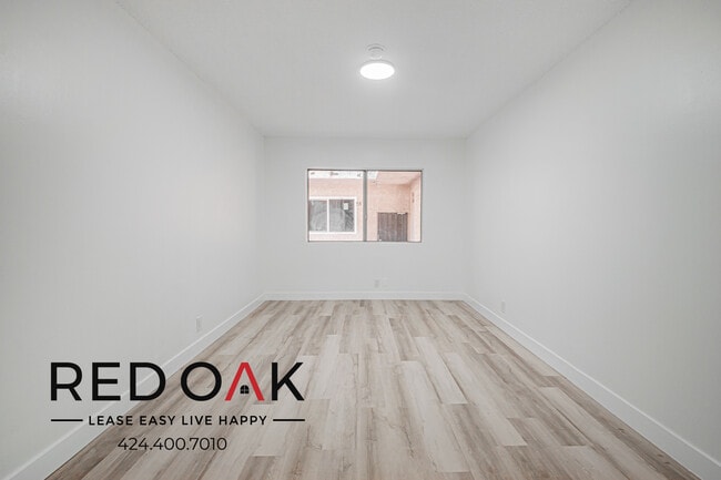 Building Photo - 230 N Grand Ave