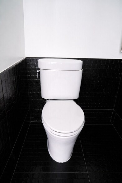 Building Photo - 101 Greenwich St