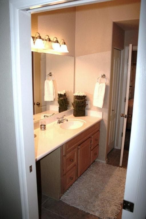 Building Photo - Premium Luxury 2 Bed 2 Bath Condo ++Pool/Spa ++Fitness