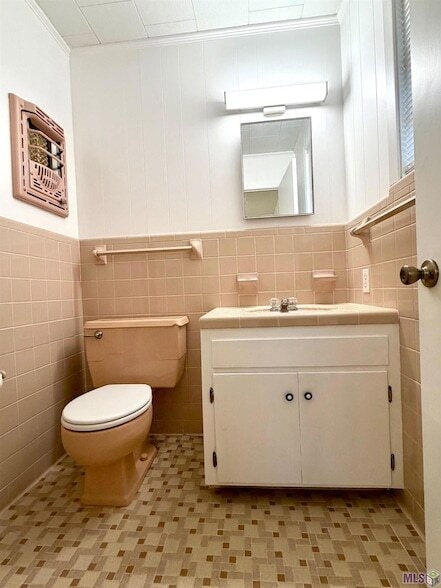 Building Photo - 43063 Black Bayou Rd