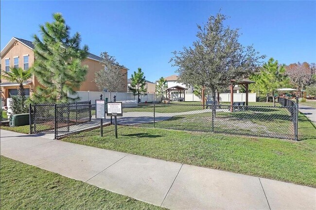 Building Photo - 1615 Hubbell Rd