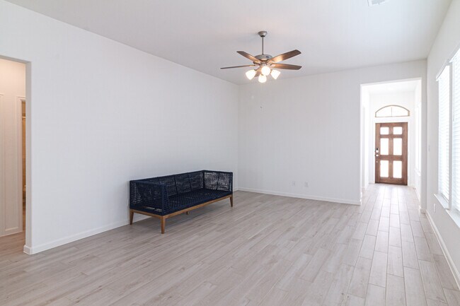 Building Photo - 9024 Winding Crk Dr