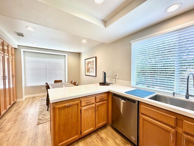 Building Photo - FOR RENT Call For Availability 3Br/3Ba 2128 Sqft Fully Furnished Del Mar Heights Vacation Home, C...