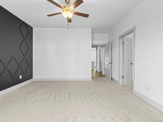 Building Photo - 1255 Burrow Cir