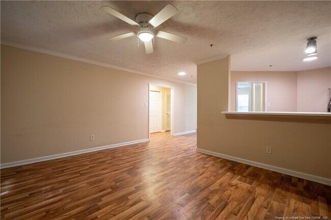 Building Photo - 352 Bubble Creek Ct