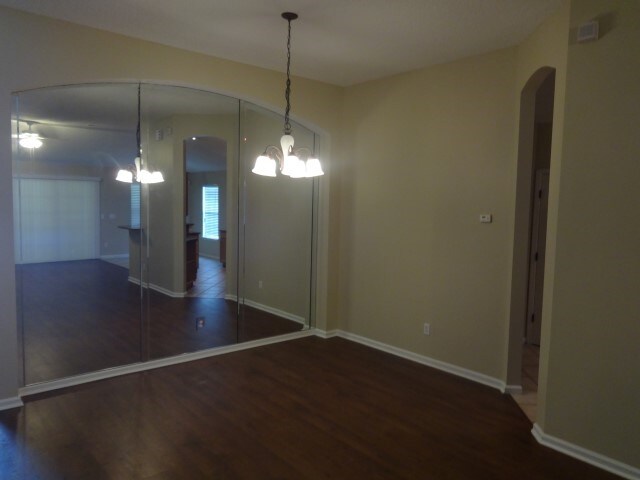 Building Photo - 8098 Keswick Ct