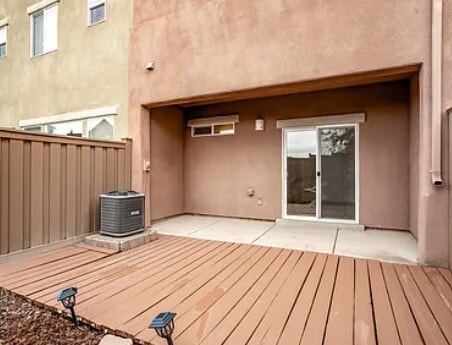 Building Photo - 37 Canyon Cliff Dr