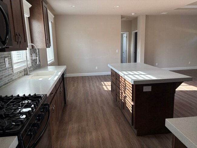 Building Photo - 7045 Molokai Dr