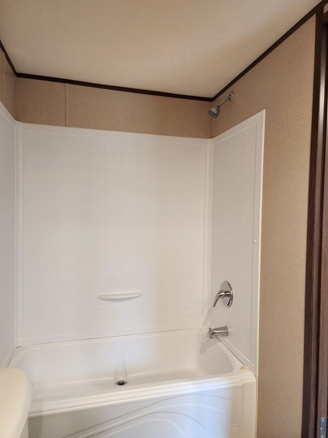 Building Photo - 141 Littleton St