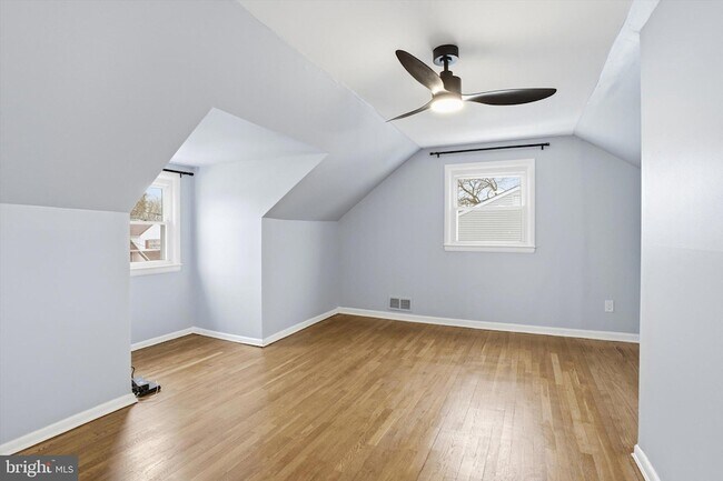 Building Photo - 2 Tekening Way