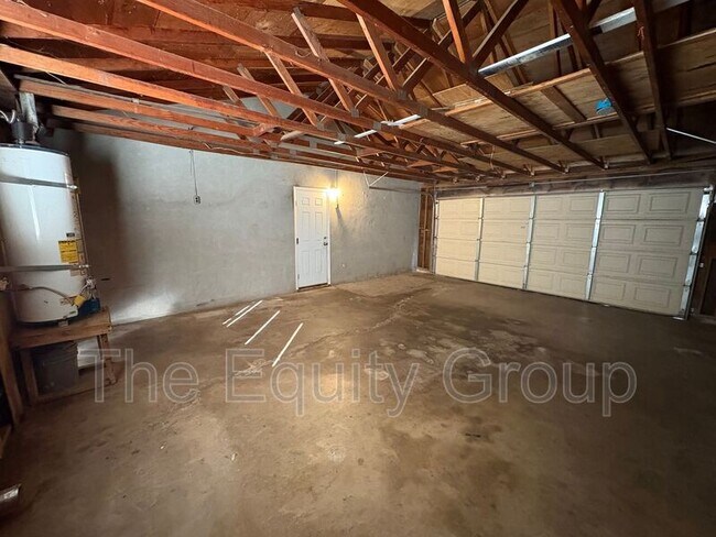 Building Photo - 1641 S Thomas St