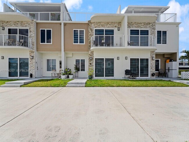 Building Photo - 13949 SW 259th Way