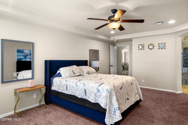 Building Photo - 13232 Emerald Isle St