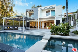 Building Photo - 16132 Alcima Ave