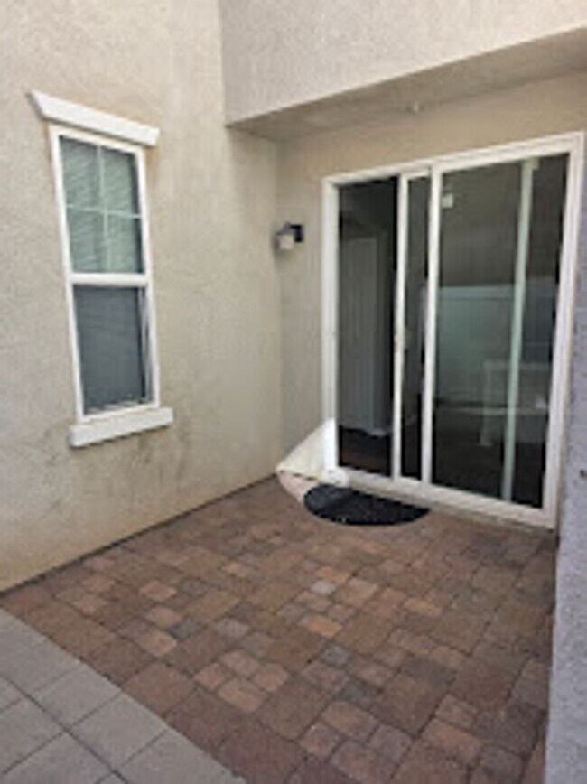 Building Photo - Beautiful Harveston Home with 4 Bedrooms plus Third Floor Loft