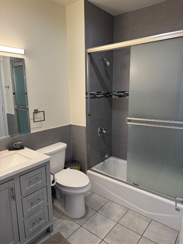 Building Photo - 953 Normandie Ave