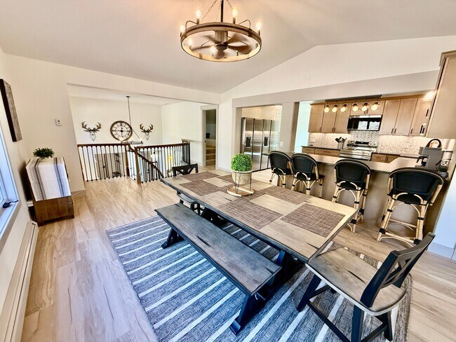 Building Photo - 2945 Aspen Dr