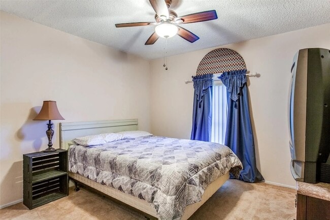 Building Photo - 9442 Willard St