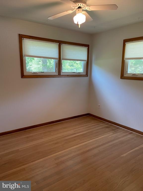 Building Photo - 21 E Loudoun St