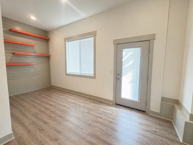 Building Photo - BEAUTIFUL 4 BED 3 BATH HOME IN REXBURG WITH CONNECTED OFFICE & SEPARATE ENTRANCE