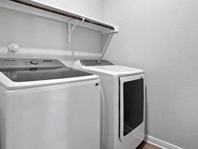 Building Photo - 2024 New Construction Duplex off Potranco | 3/2 + Washer/Dryer