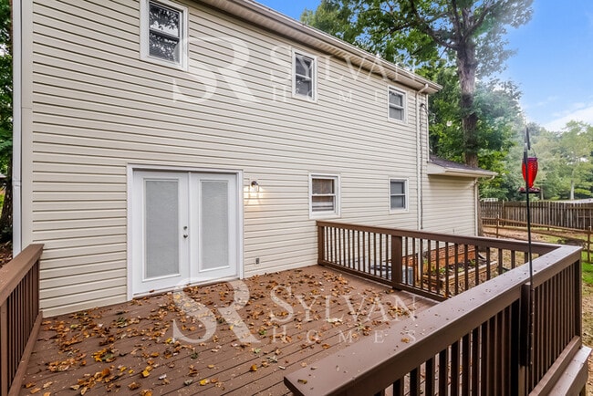 Building Photo - Coming HOME never felt so good!