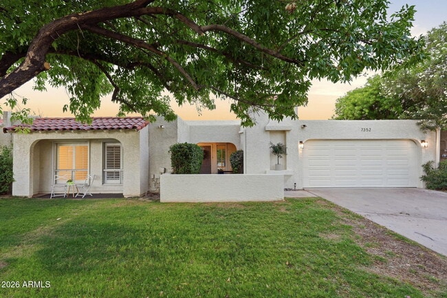 Building Photo - 7352 E Valley Vista Dr