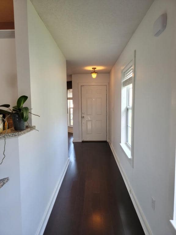 Building Photo - 944 Claeven Cir
