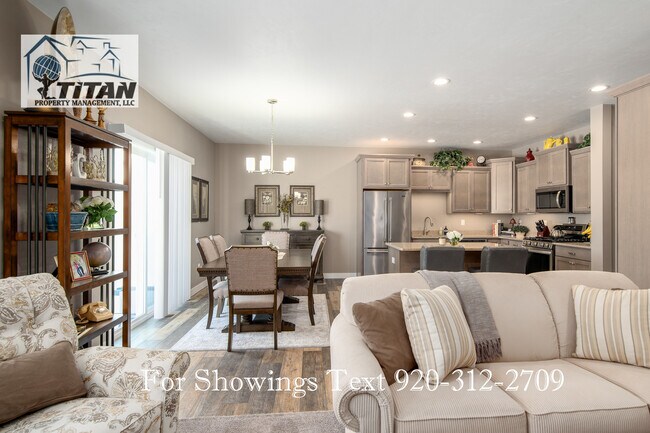 Building Photo - 1012 Faith Ct