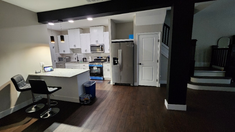 Building Photo - 3512 Holmes Ave