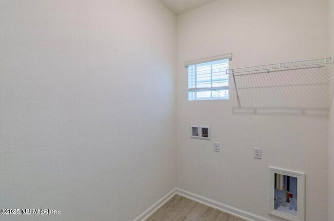 Building Photo - 81 Ripple Rd