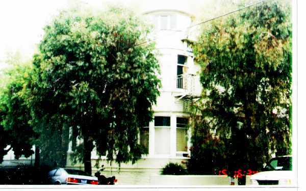 Building Photo - 1890 Page St