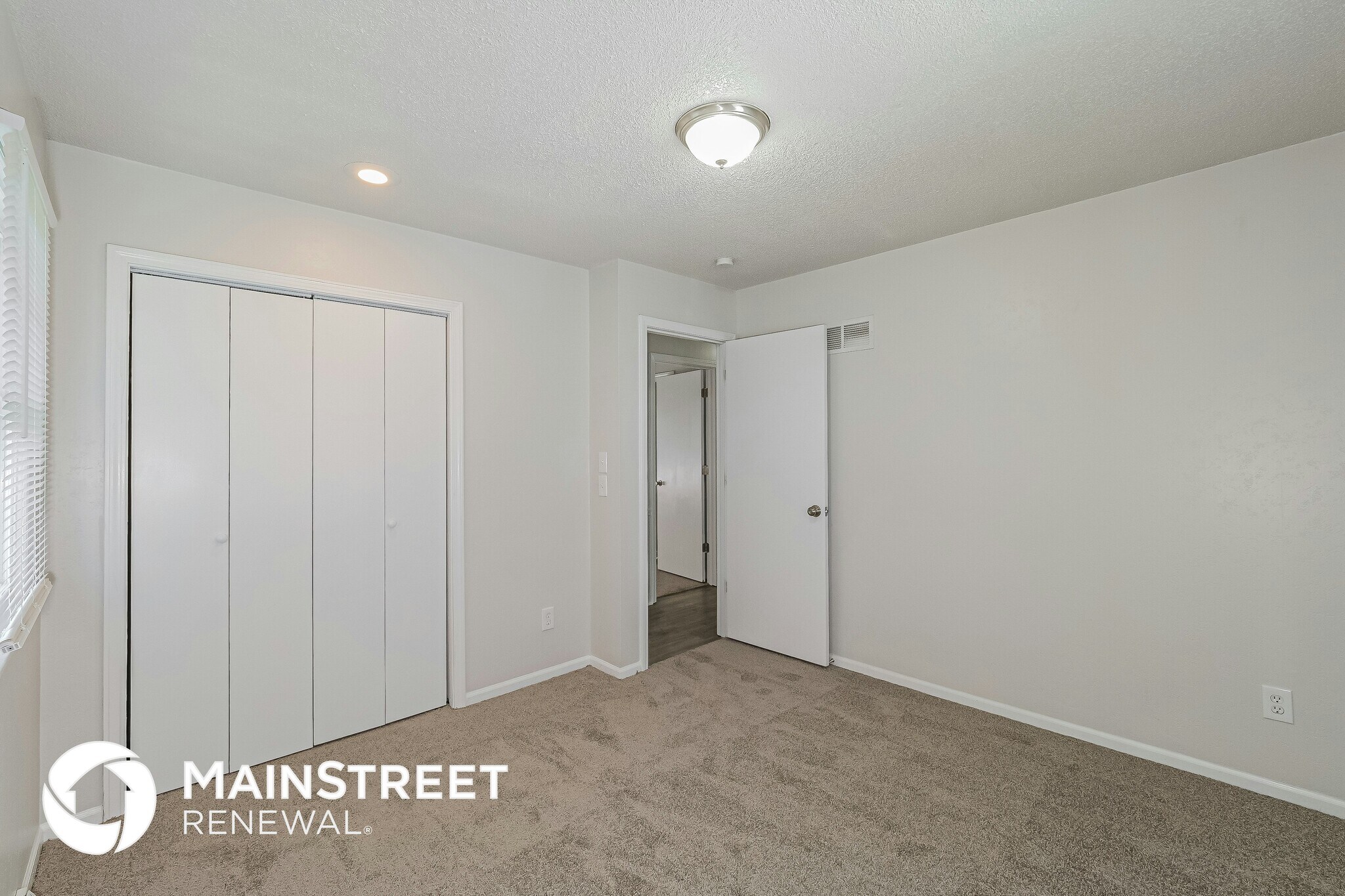 Building Photo - 2972 Iva Dr