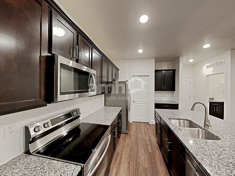 Building Photo - 2681 W 3400 S