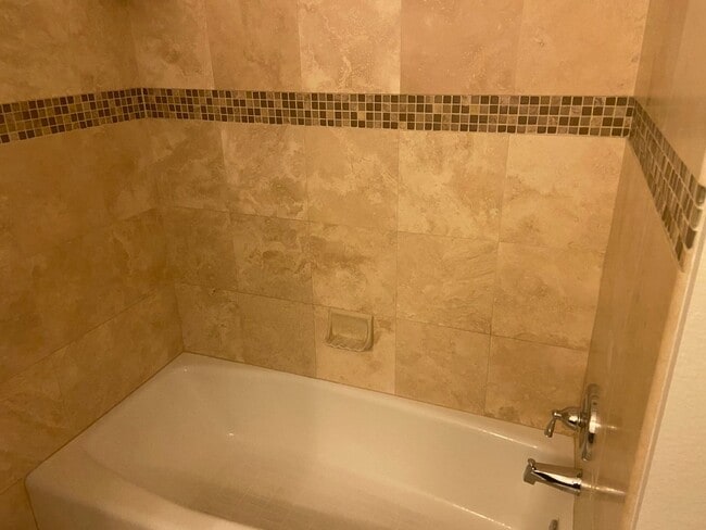 Building Photo - Beautiful, Updated 3 Bed/2 Bath in Highly Desired San Carlos!