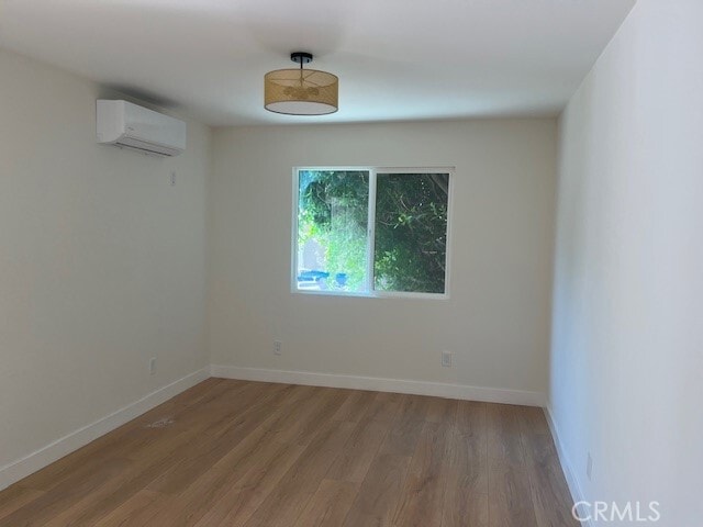 Building Photo - 419 S Heliotrope Ave