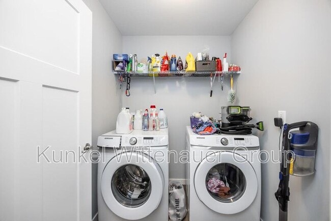 Building Photo - 2678 London Ln