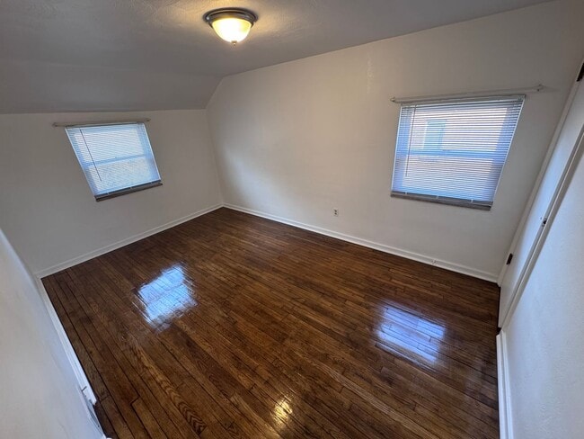 Building Photo - Updated 2-Bedroom 1-Bath House in Duquesne!!