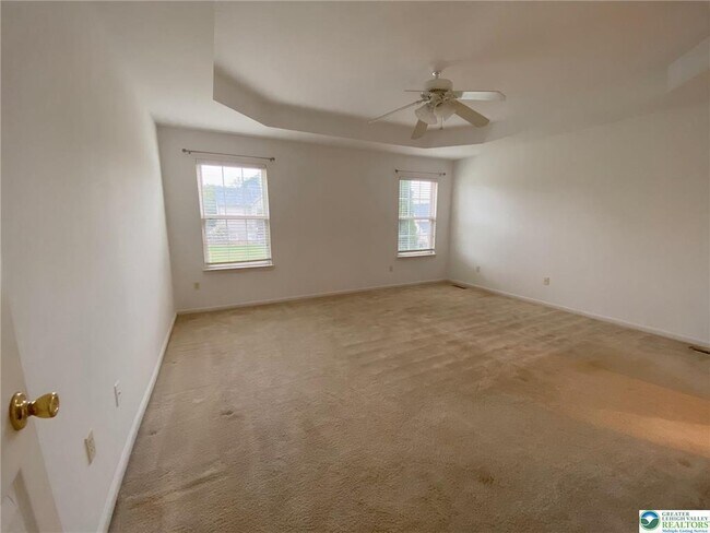Building Photo - 2150 Rolling Meadow Dr