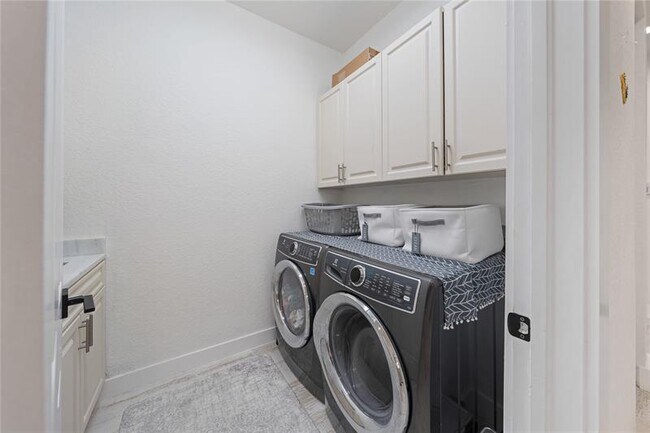 Building Photo - 15799 Menton Bay Ct