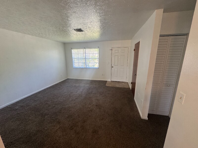 Building Photo - 21520 Campbell Dr