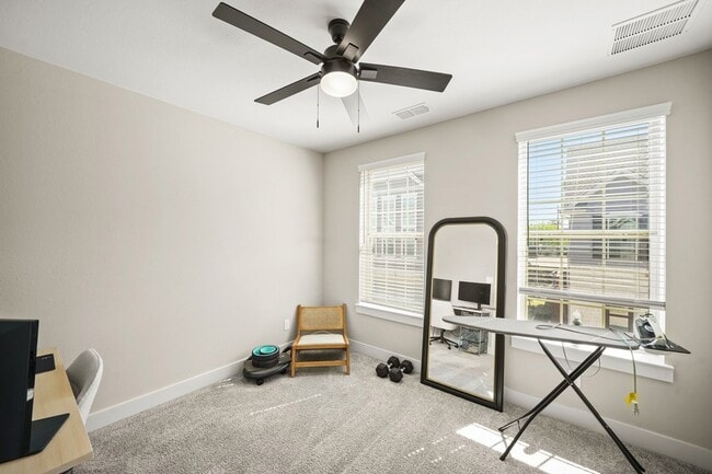 Building Photo - 10936 Keaton Landing Dr