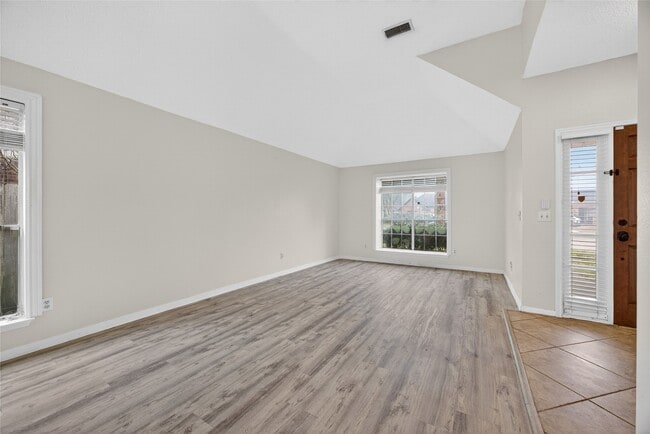 Building Photo - 1035 Cascade Creek Dr