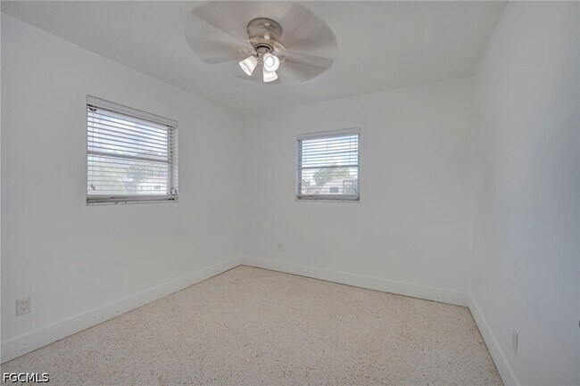 Building Photo - 220 Punta Alta Ct