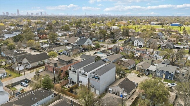 Building Photo - 1006 Enid St